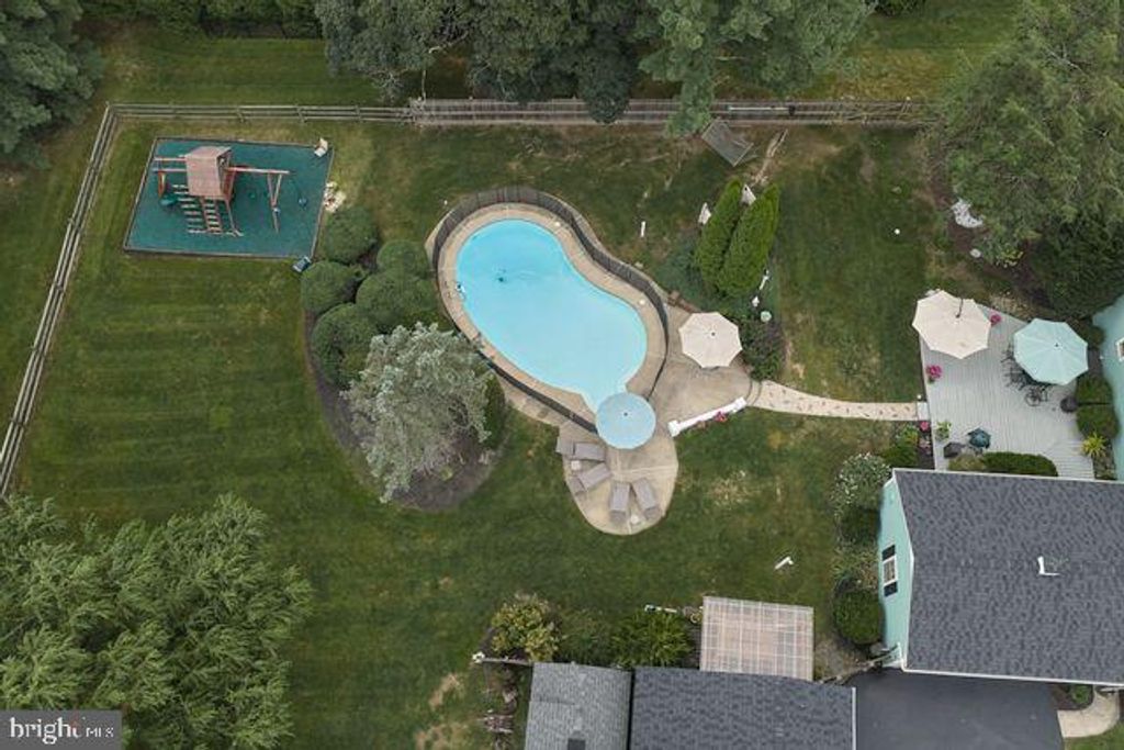 3889 ROBIN RD, FURLONG, PA 18925 — photo 4