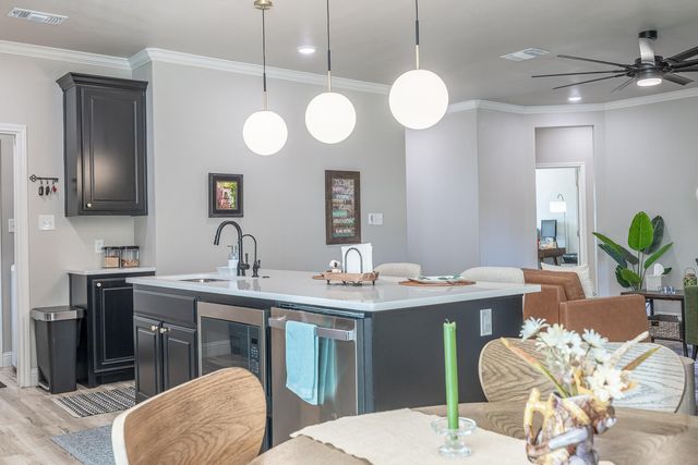 6906 16th Street, Lubbock, TX 79416