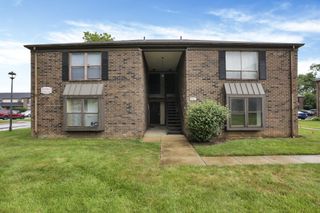 5781 Hallridge Circle, B, Columbus, OH 43232