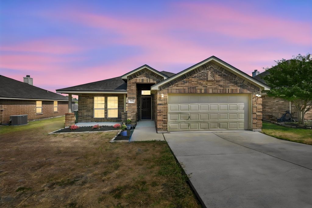 9208 Arlene Drive, White Settlement, TX 76108 — photo 2