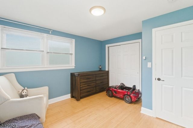 912 E Walnut Dr, Stillwater Twp., NJ 07860