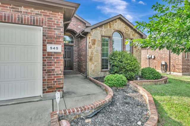 545 Wild Ivy Trail, Fort Worth, TX 76052