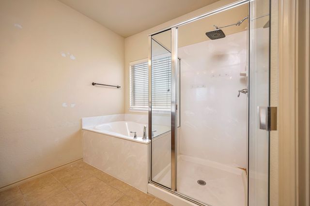 545 Wild Ivy Trail, Fort Worth, TX 76052