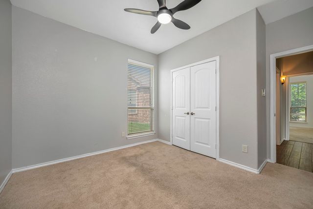 545 Wild Ivy Trail, Fort Worth, TX 76052