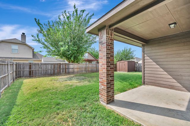 545 Wild Ivy Trail, Fort Worth, TX 76052