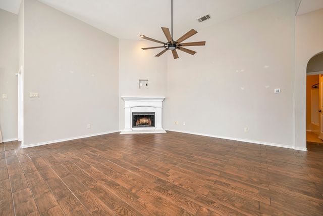 545 Wild Ivy Trail, Fort Worth, TX 76052