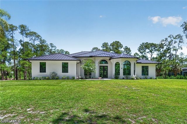 3521 1st AVE NW, Naples, FL 34120