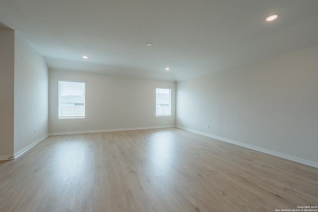 125 Nicks Cv, Lockhart, TX 78644