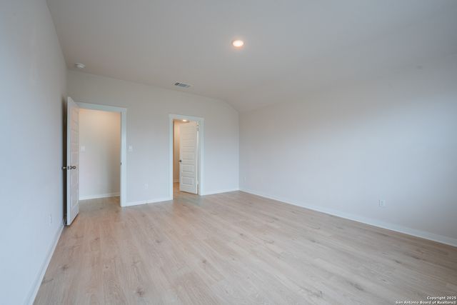 125 Nicks Cv, Lockhart, TX 78644