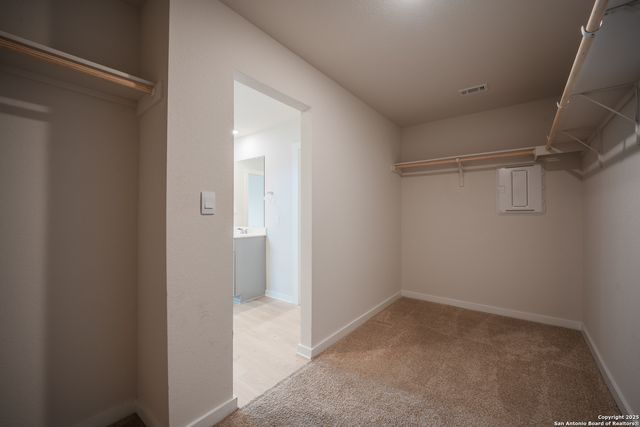 125 Nicks Cv, Lockhart, TX 78644