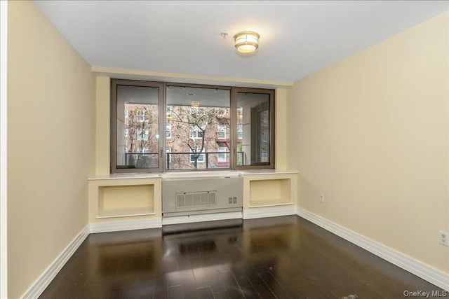 6405 Yellowstone Boulevard 207, Forest Hills, NY 11375