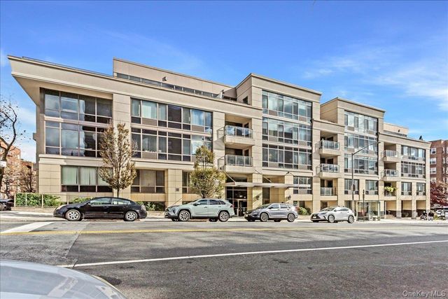 6405 Yellowstone Boulevard 207, Forest Hills, NY 11375
