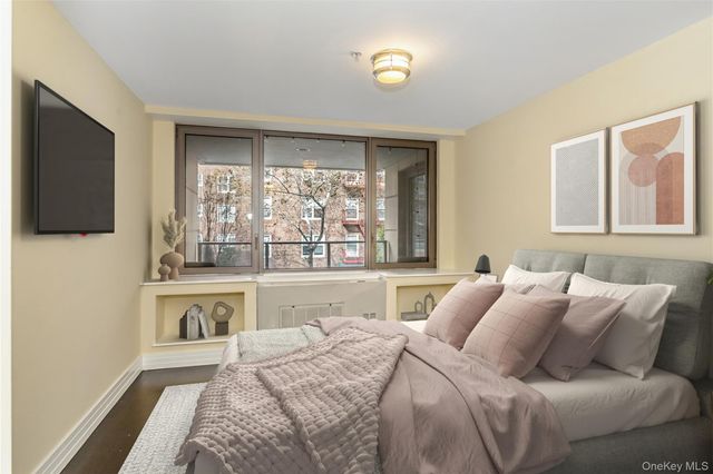 6405 Yellowstone Boulevard 207, Forest Hills, NY 11375