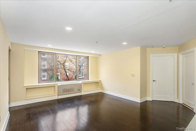 6405 Yellowstone Boulevard 207, Forest Hills, NY 11375
