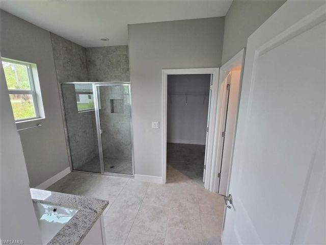 3207 68th ST W, Lehigh Acres, FL 33971