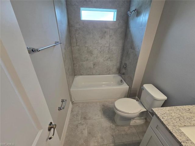 3207 68th ST W, Lehigh Acres, FL 33971