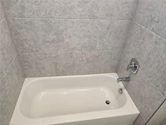 3207 68th ST W, Lehigh Acres, FL 33971