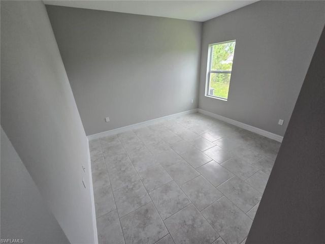 3207 68th ST W, Lehigh Acres, FL 33971