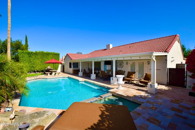 9015 E WINDROSE Drive, Scottsdale, AZ 85260