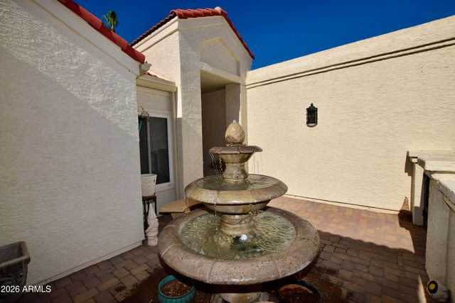 9015 E WINDROSE Drive, Scottsdale, AZ 85260