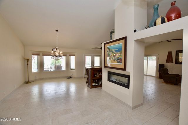 9015 E WINDROSE Drive, Scottsdale, AZ 85260