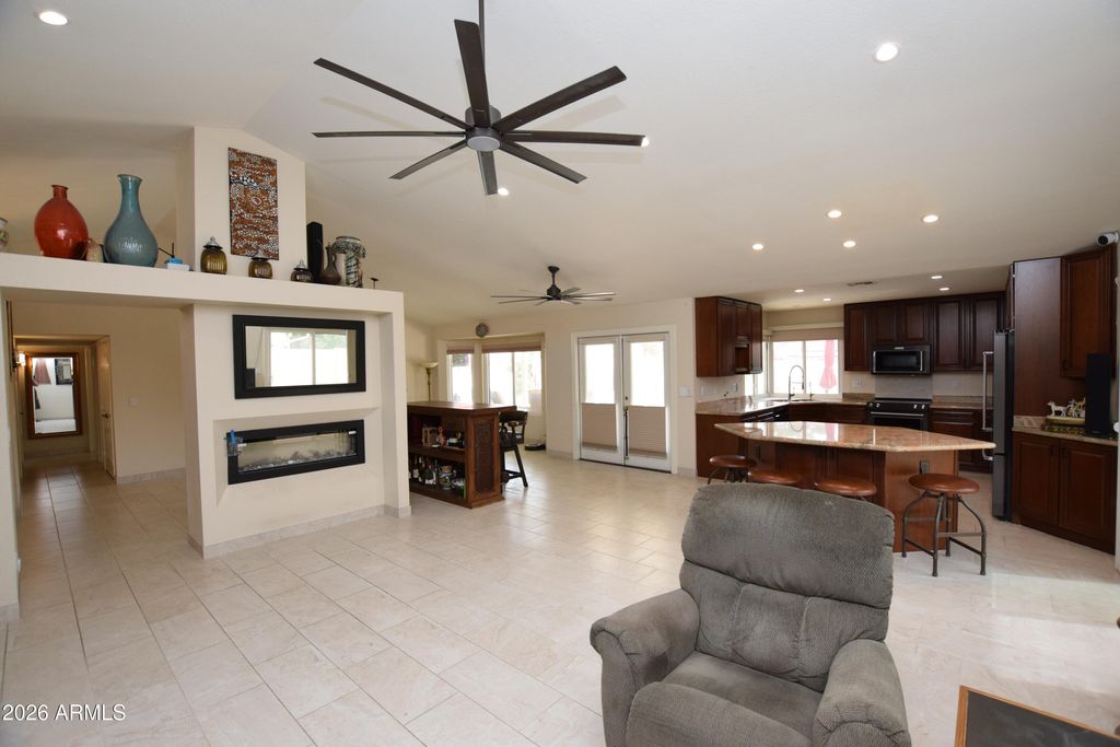 9015 E WINDROSE Drive, Scottsdale, AZ 85260 — photo 5