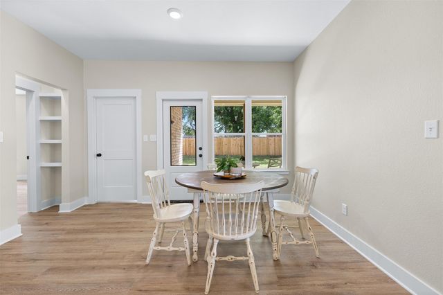 1004 White Tail CV, Lexington, TX 78947