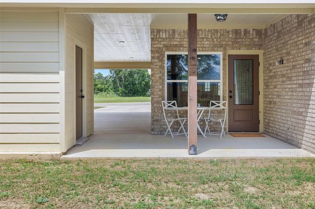 1004 White Tail CV, Lexington, TX 78947
