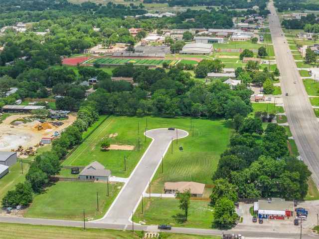1004 White Tail CV, Lexington, TX 78947