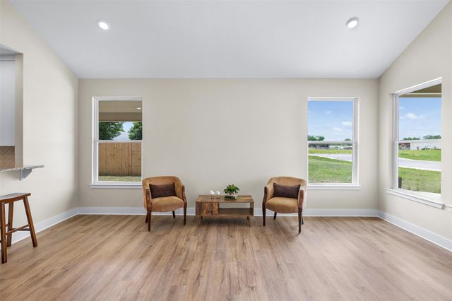 1004 White Tail CV, Lexington, TX 78947