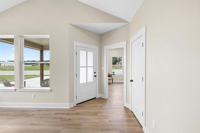 1004 White Tail CV, Lexington, TX 78947