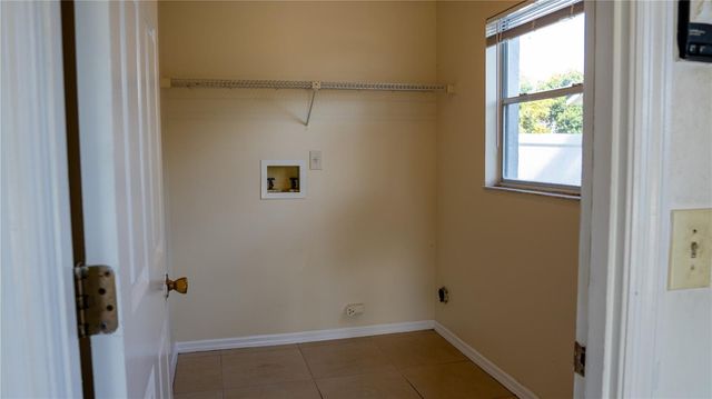 1625 NEWCHAPEL DRIVE, Orlando, FL 32837