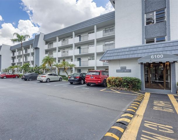 6100 NW 44th St 208, Lauderhill, FL 33319