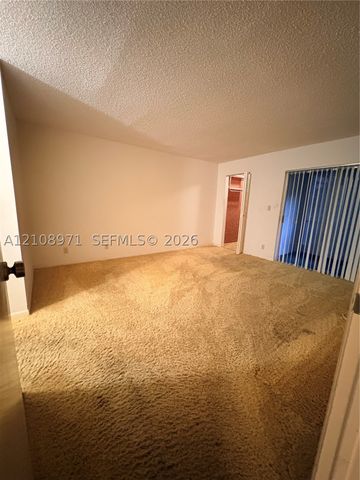 6100 NW 44th St 208, Lauderhill, FL 33319