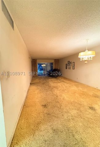 6100 NW 44th St 208, Lauderhill, FL 33319