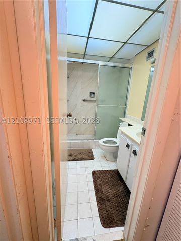 6100 NW 44th St 208, Lauderhill, FL 33319
