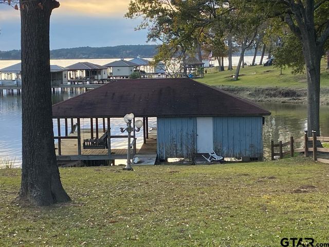 15431 County Road 1197, Flint, TX 75762