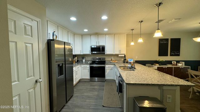 12137 CANNES Street, Jacksonville, FL 32224