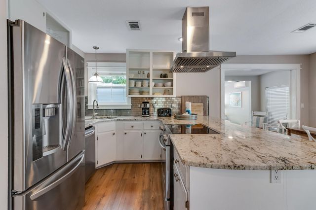 107 Brown Street, Santa Rosa Beach, FL 32459