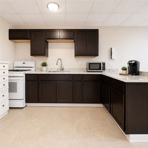 800 North St, New Kensington, PA 15068