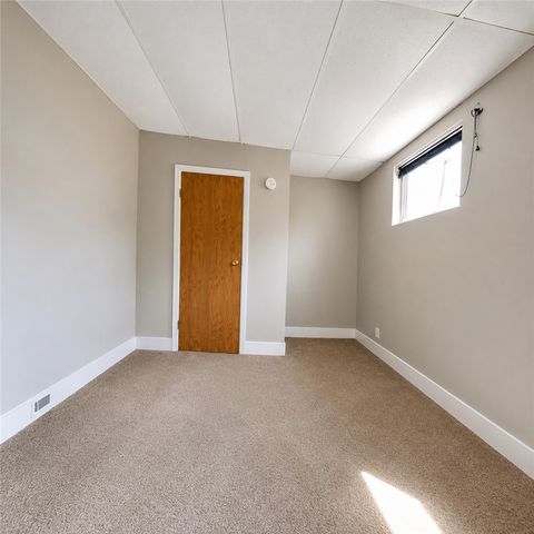 800 North St, New Kensington, PA 15068