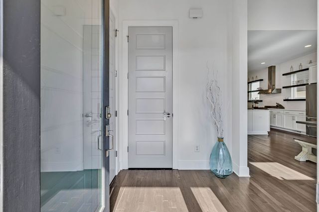 1004 Southside Pl, Nashville, TN 37203