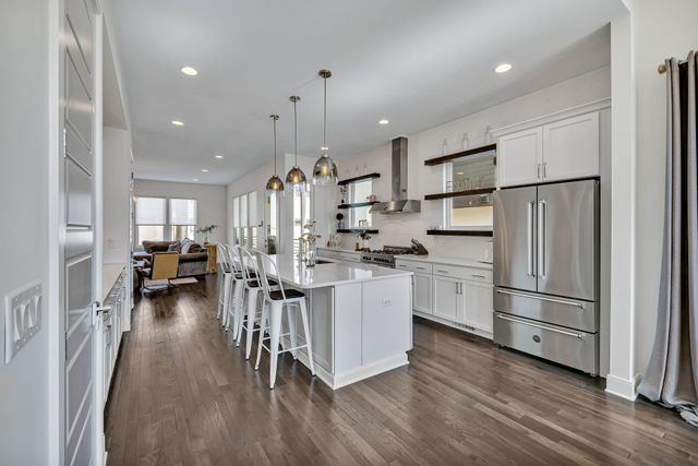 1004 Southside Pl, Nashville, TN 37203