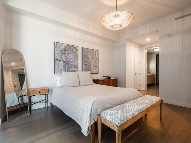 202 Nueces ST 1804, Austin, TX 78701