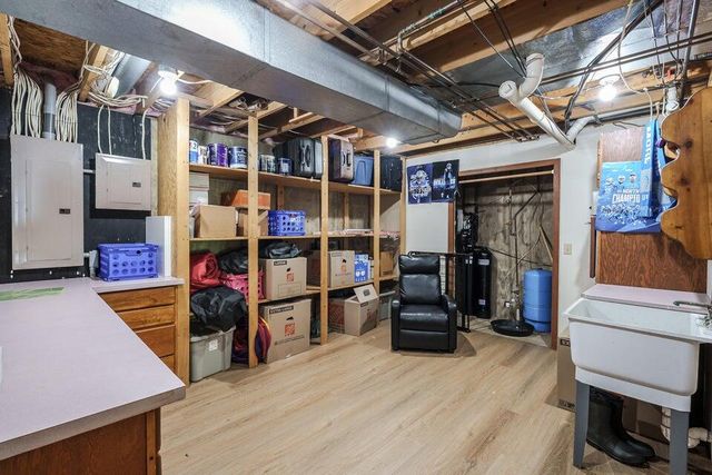 9980 S 2nd Street, Mattawan, MI 49071