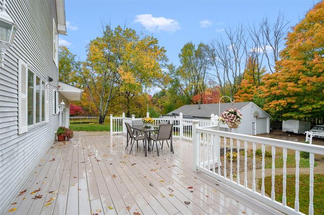 9980 S 2nd Street, Mattawan, MI 49071