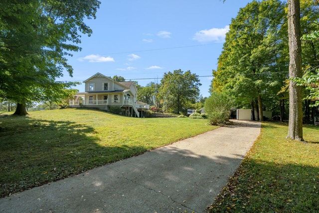 9980 S 2nd Street, Mattawan, MI 49071