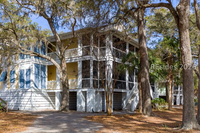 101 Ave of Oaks, Daufuskie Island, SC 29915