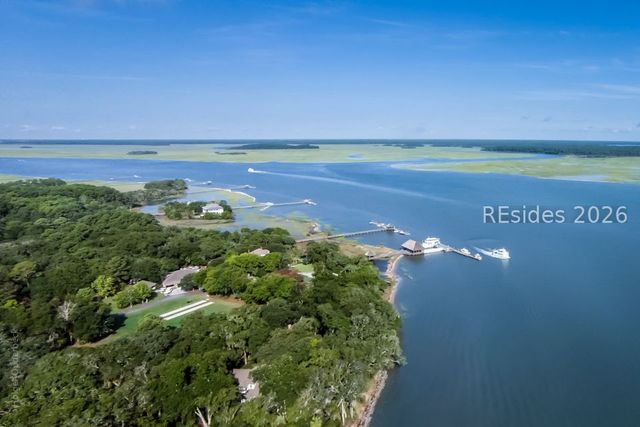 101 Ave of Oaks, Daufuskie Island, SC 29915