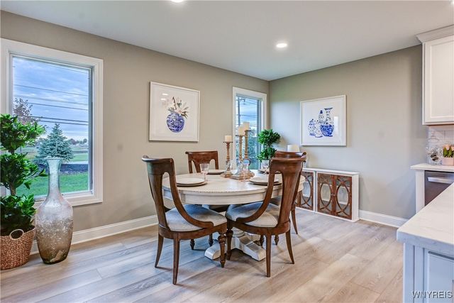 29 B Stonham Place North, Amherst, NY 14221